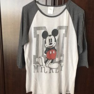 Disney’s Mickey Mouse T size (7/9) unisex